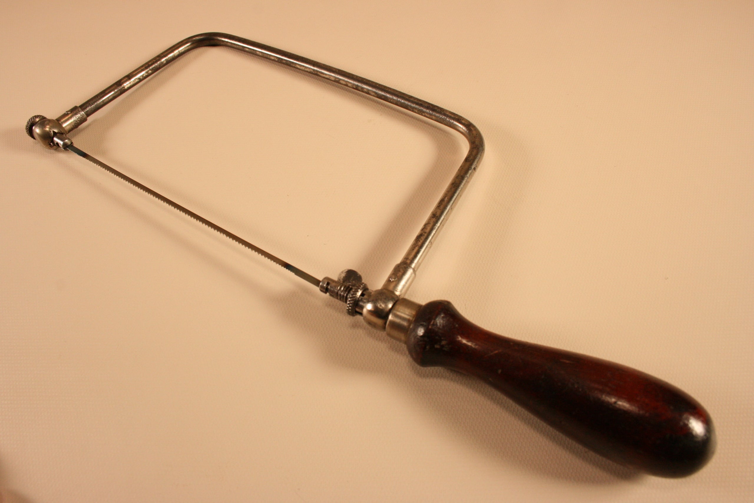 The Millers Falls No.42 coping saw – working by hand